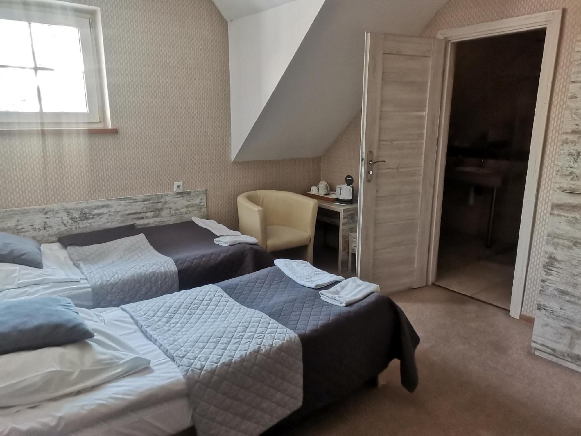 Bed and Breakfast Jas I Malgosia Poraj  Esterno foto