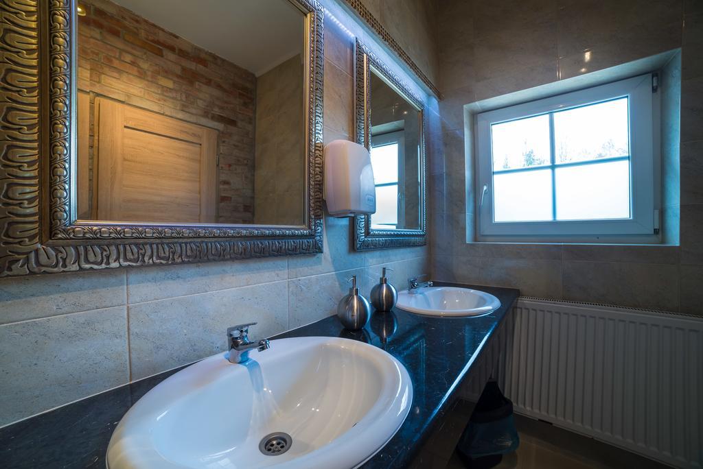 Bed and Breakfast Jas I Malgosia Poraj  Esterno foto
